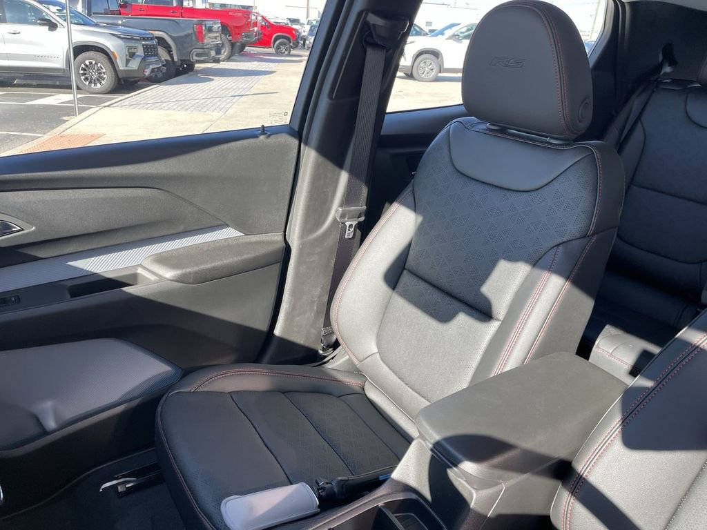 New 2027 Chevrolet Bolt RS FWD image 24