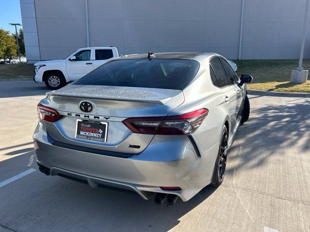 Used 2024 Toyota Camry XSE FWD image 3