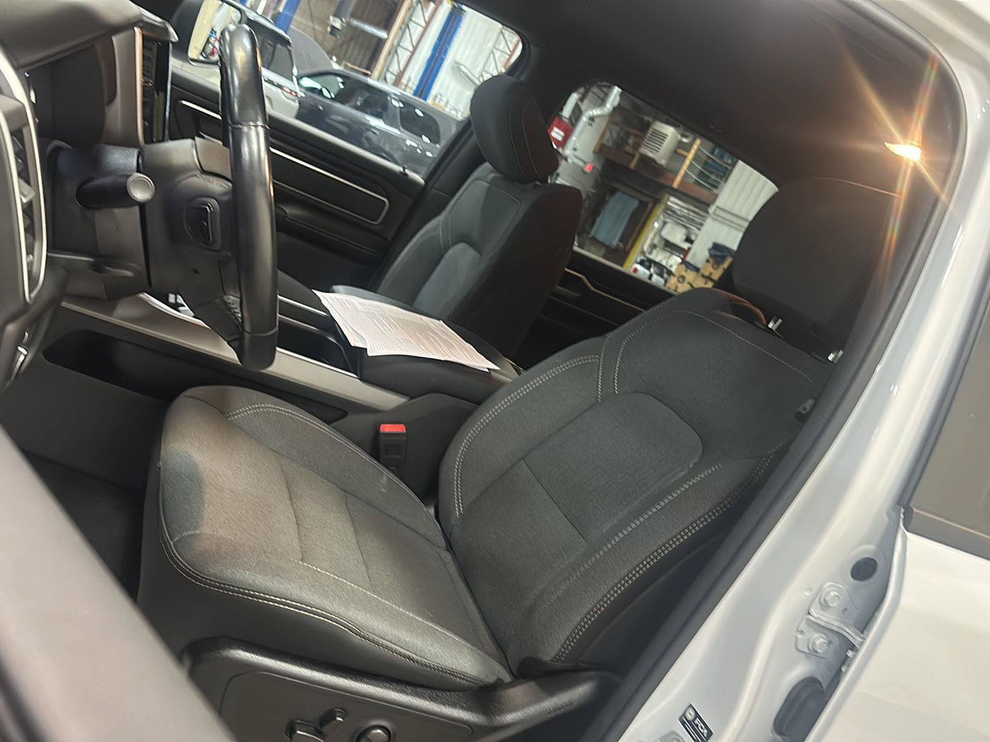 Used 2023 RAM 1500 Big Horn AWD/4WD image 15