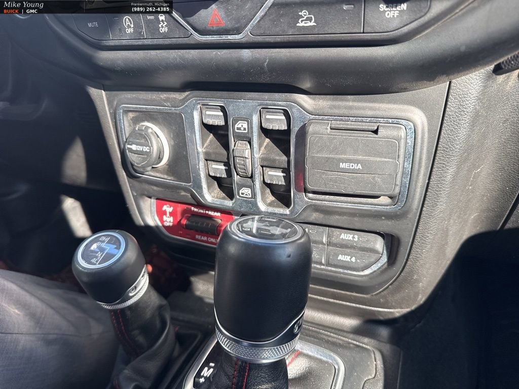 Used 2023 Jeep Wrangler Unlimited Rubicon w/ Cold Weather Group image 29