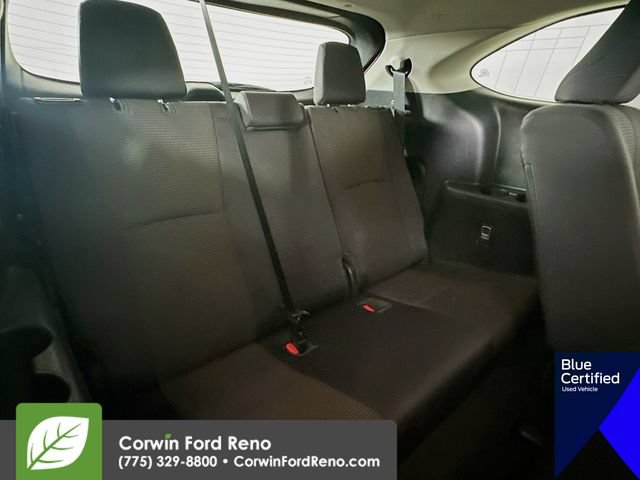 Used 2022 Toyota Highlander LE AWD/4WD image 27