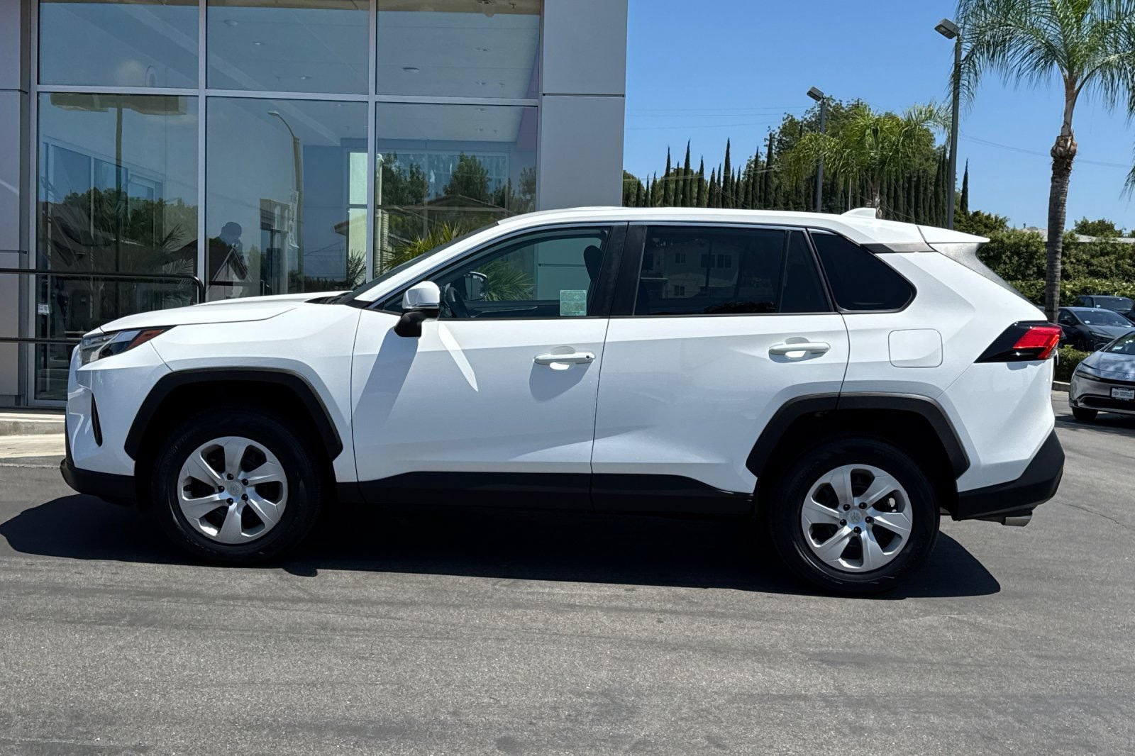 Certified 2023 Toyota RAV4 LE FWD image 9