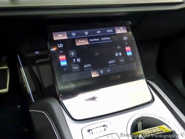 New 2026 Cadillac Vistiq Sport w/ LPO, Floor Liner Package image 18