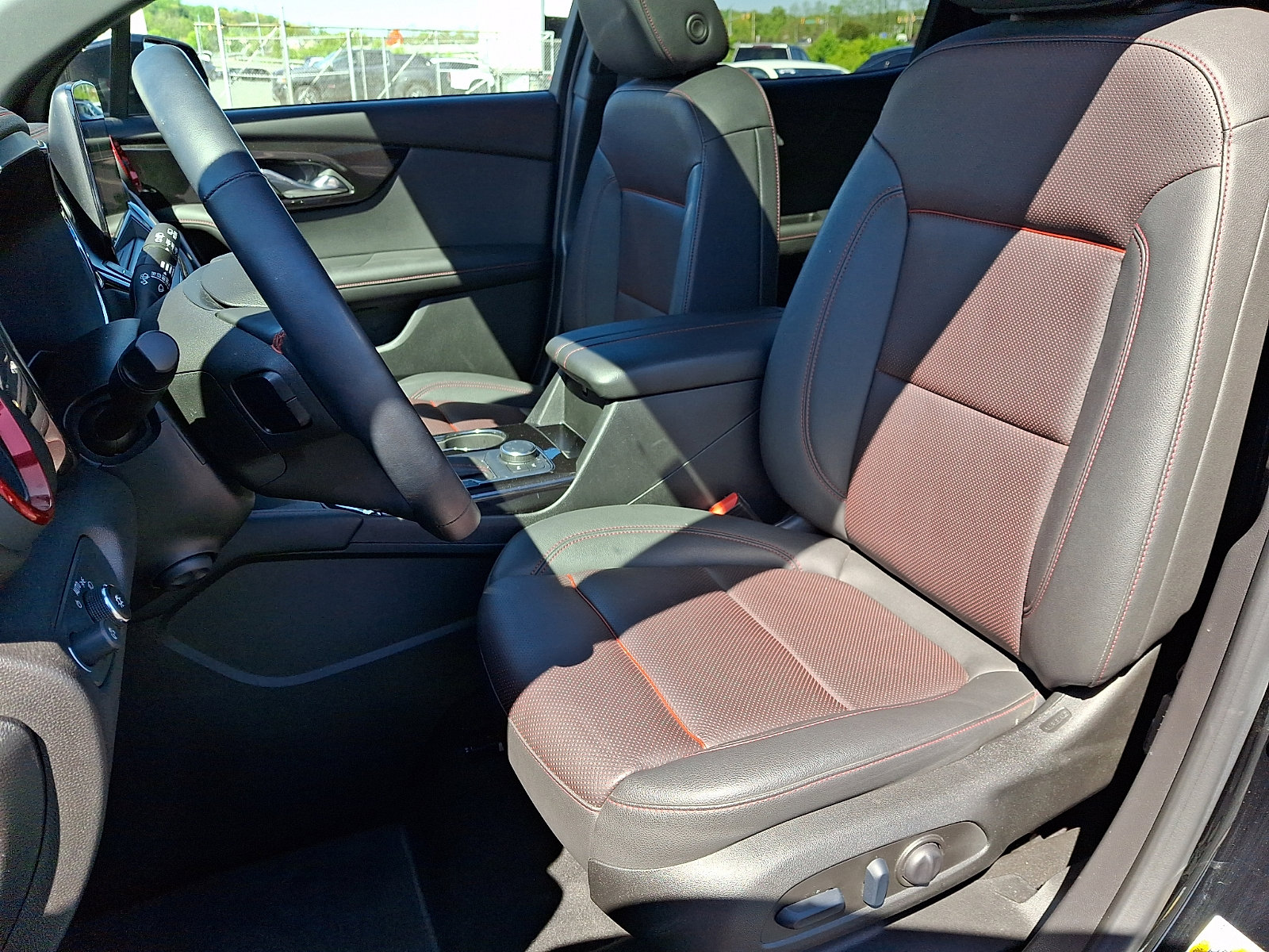 Certified 2025 Chevrolet Blazer RS w/ Driver Confidence II Package AWD/4WD image 13