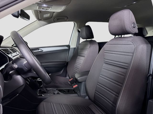 Used 2022 Volkswagen Tiguan S w/ Driver Assistance Package image 22