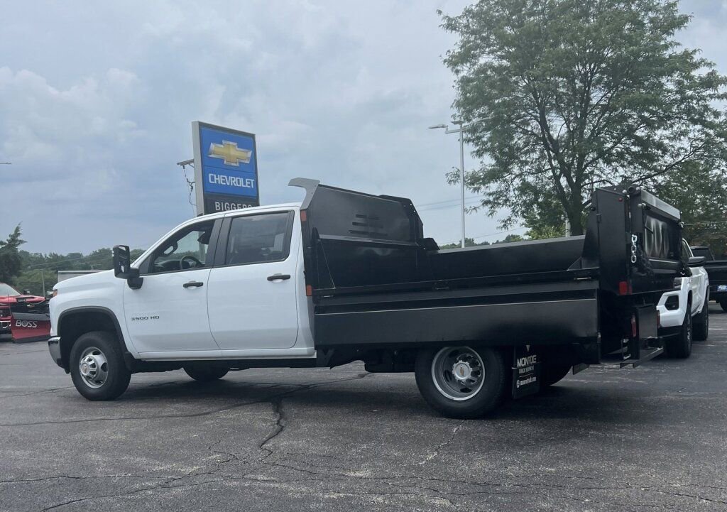 Used 2024 Chevrolet Silverado 3500 W/T w/ WT Convenience Package AWD/4WD image 6