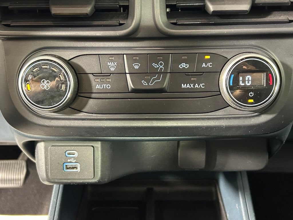 Used 2022 Ford Maverick XL FWD image 18