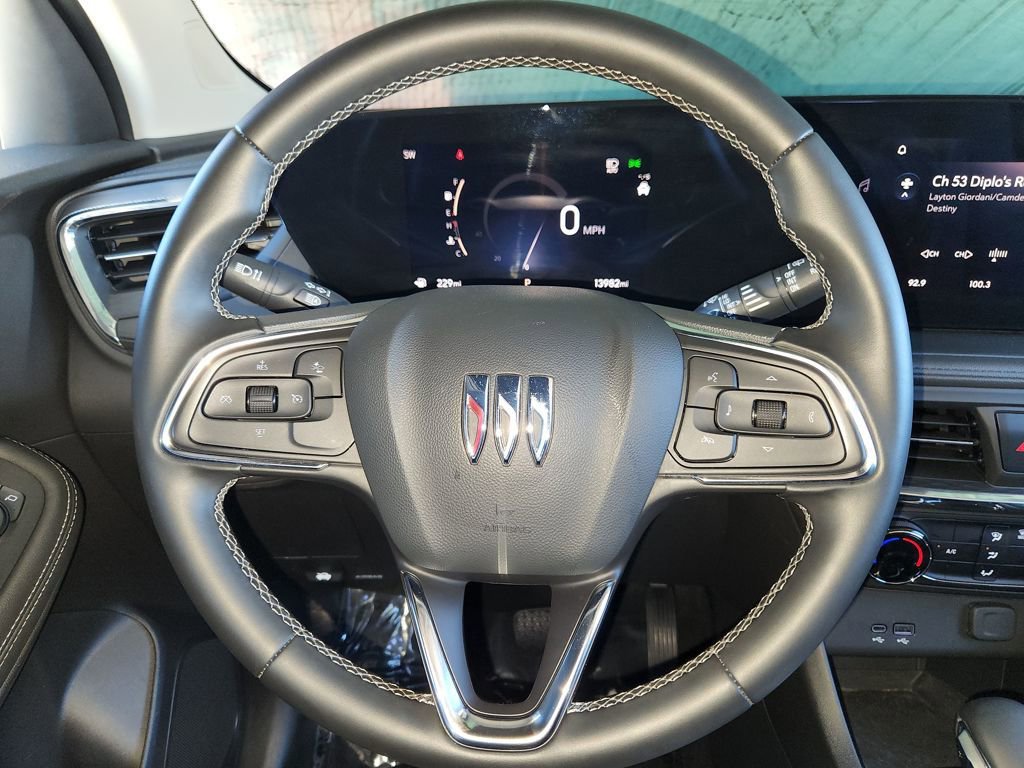 Used 2025 Buick Encore GX Preferred image 22