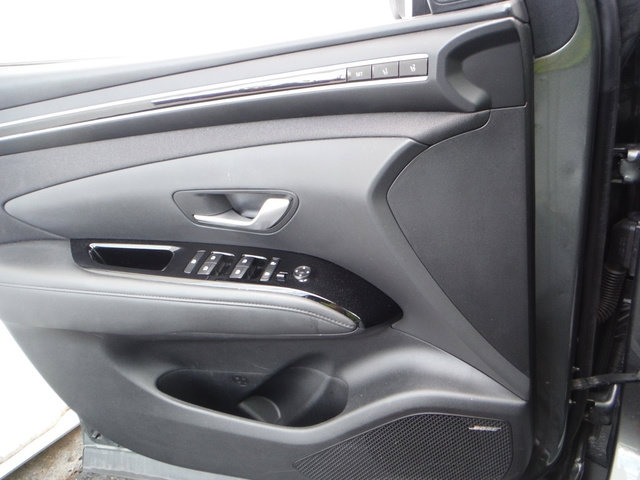 Used 2023 Hyundai Tucson Limited w/ Cargo Package AWD/4WD image 13