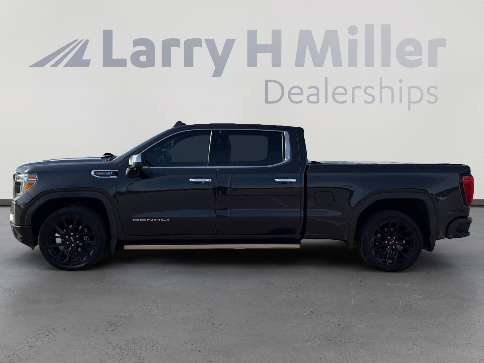 Used 2020 GMC Sierra 1500 Denali w/ Denali Ultimate Package image 3