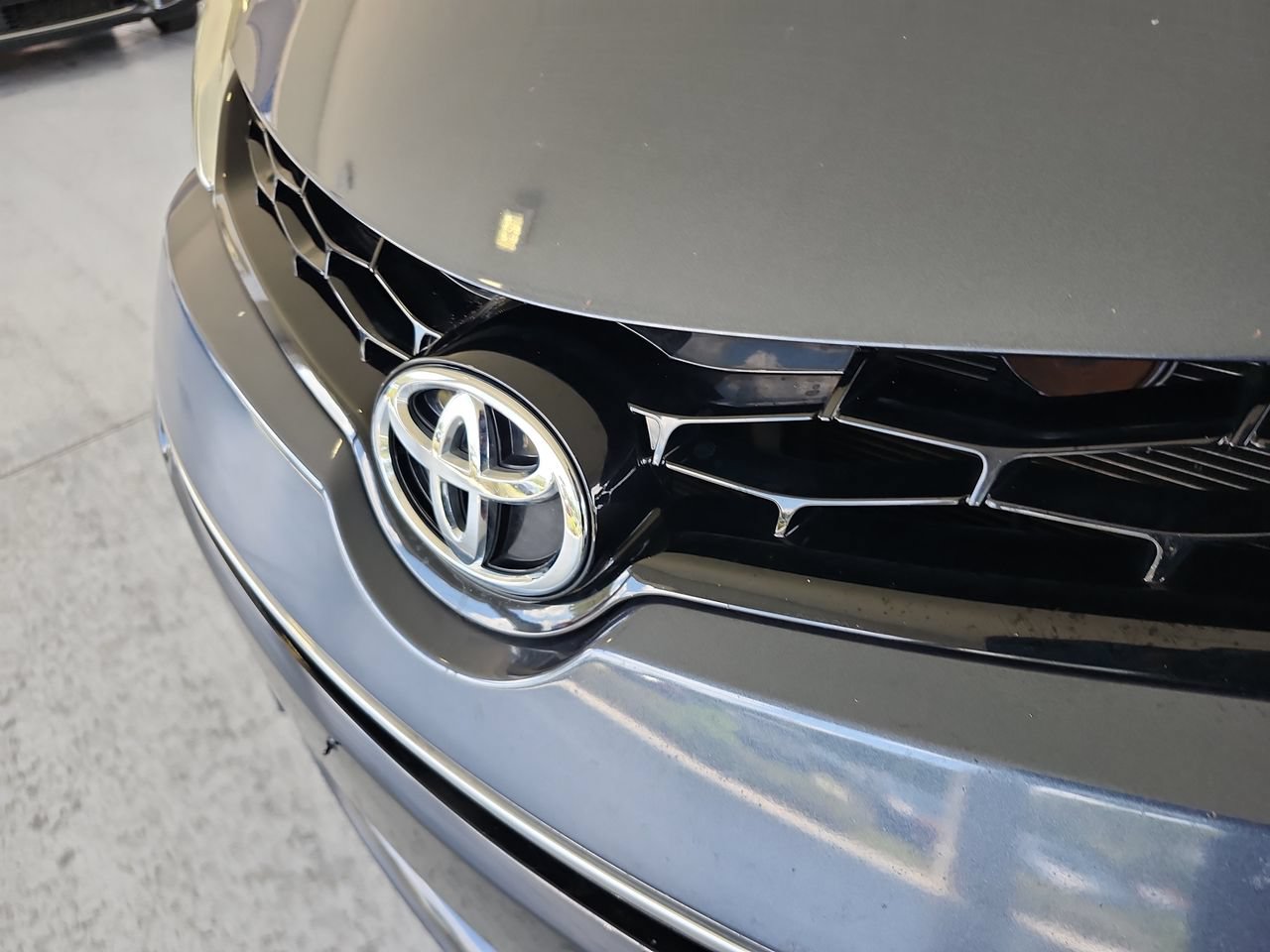 Used 2015 Toyota Corolla S FWD image 23
