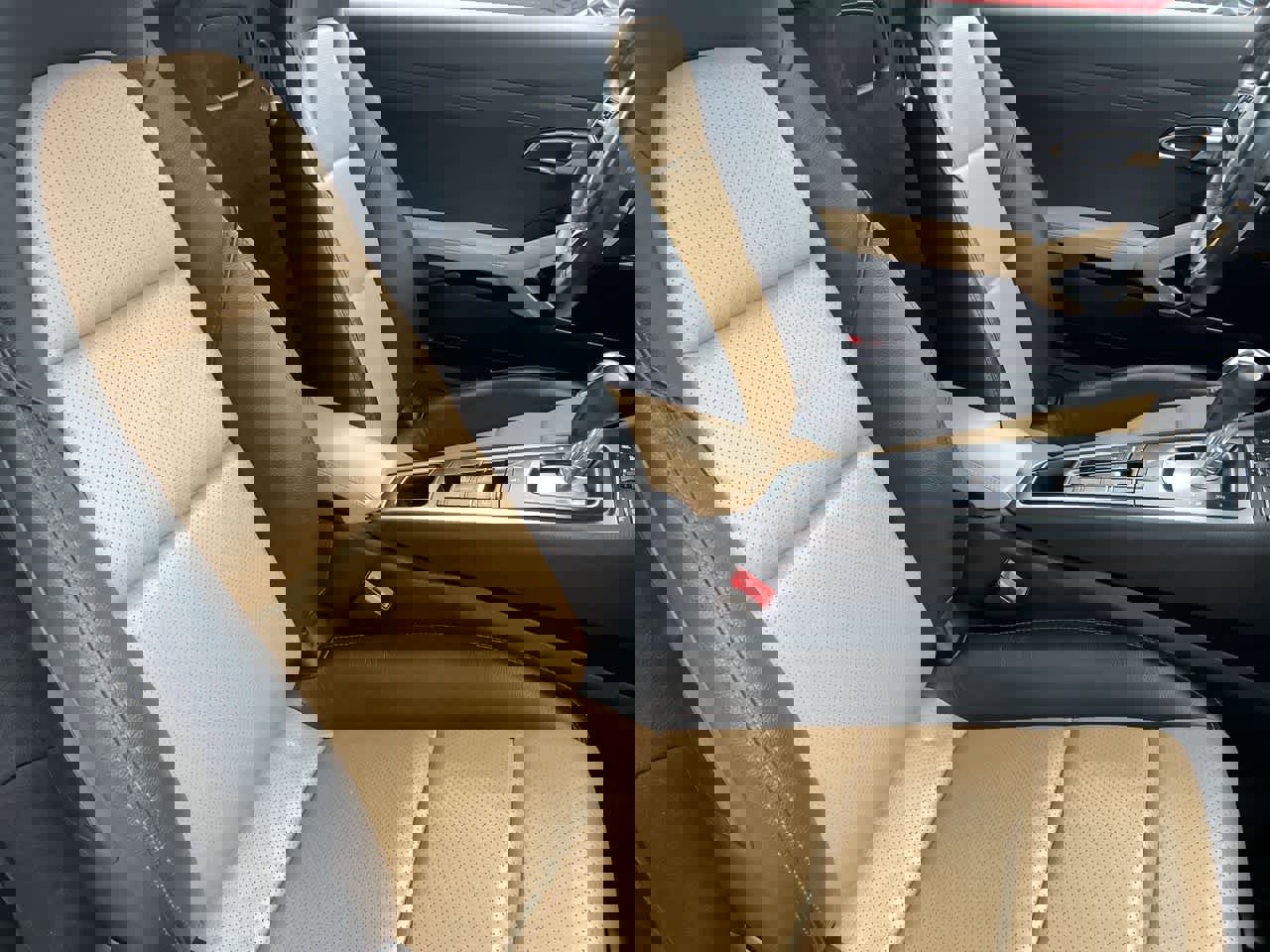 Used 2017 Porsche 718 Boxster image 14