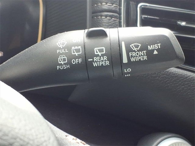 Used 2024 Jeep Wagoneer 2WD w/ Premium Group I image 29