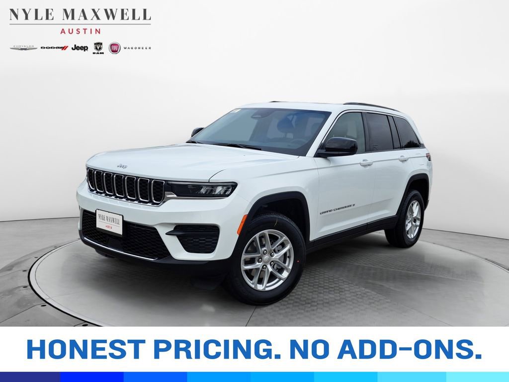 New 2025 Jeep Grand Cherokee Laredo w/ MOPAR Finishing Package
