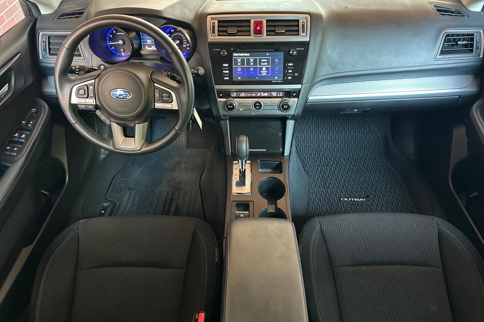 Used 2017 Subaru Outback 2.5i Premium AWD/4WD image 17