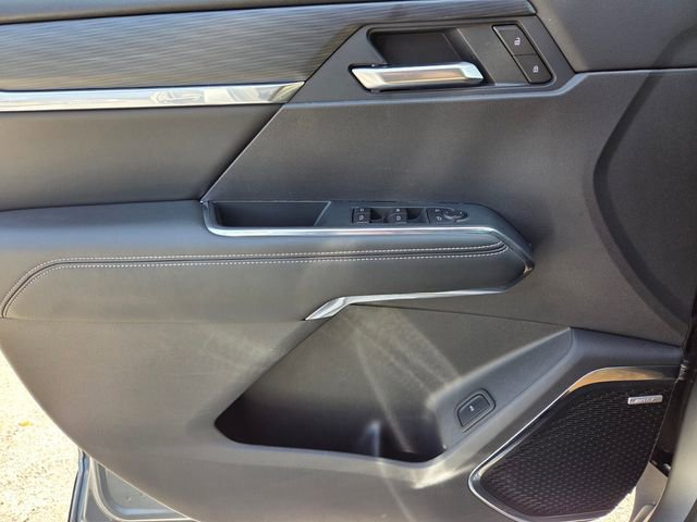 Used 2026 GMC Acadia Elevation w/ Elevation Premium Package image 30