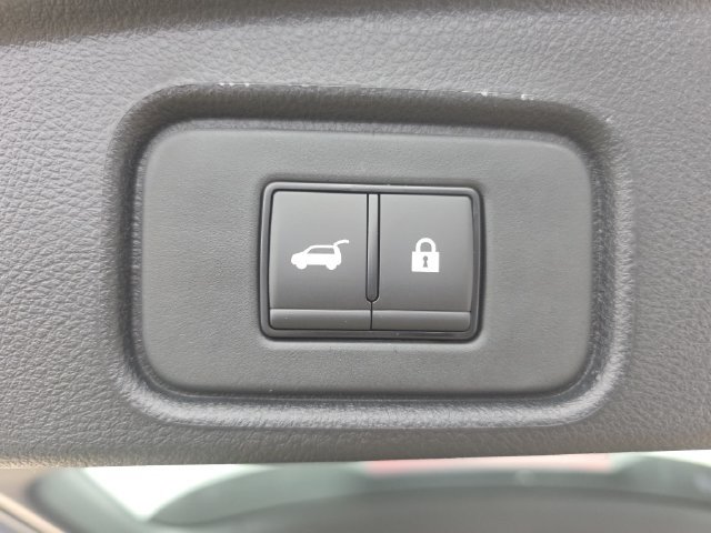 New 2026 Nissan Pathfinder SV w/ SV Premium Package FWD image 13