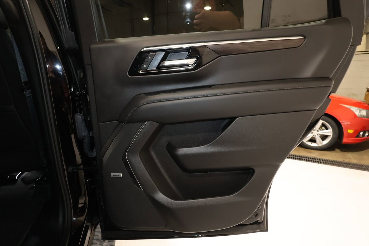 Certified 2025 Chevrolet Tahoe Z71 w/ Comfort Package image 21