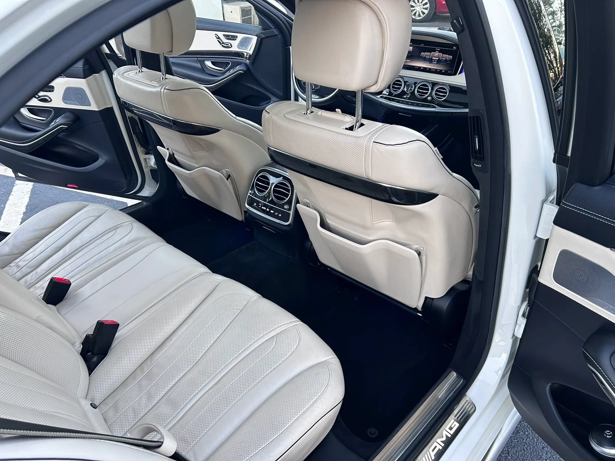 Used 2015 Mercedes-Benz S 63 AMG 4MATIC Sedan image 81