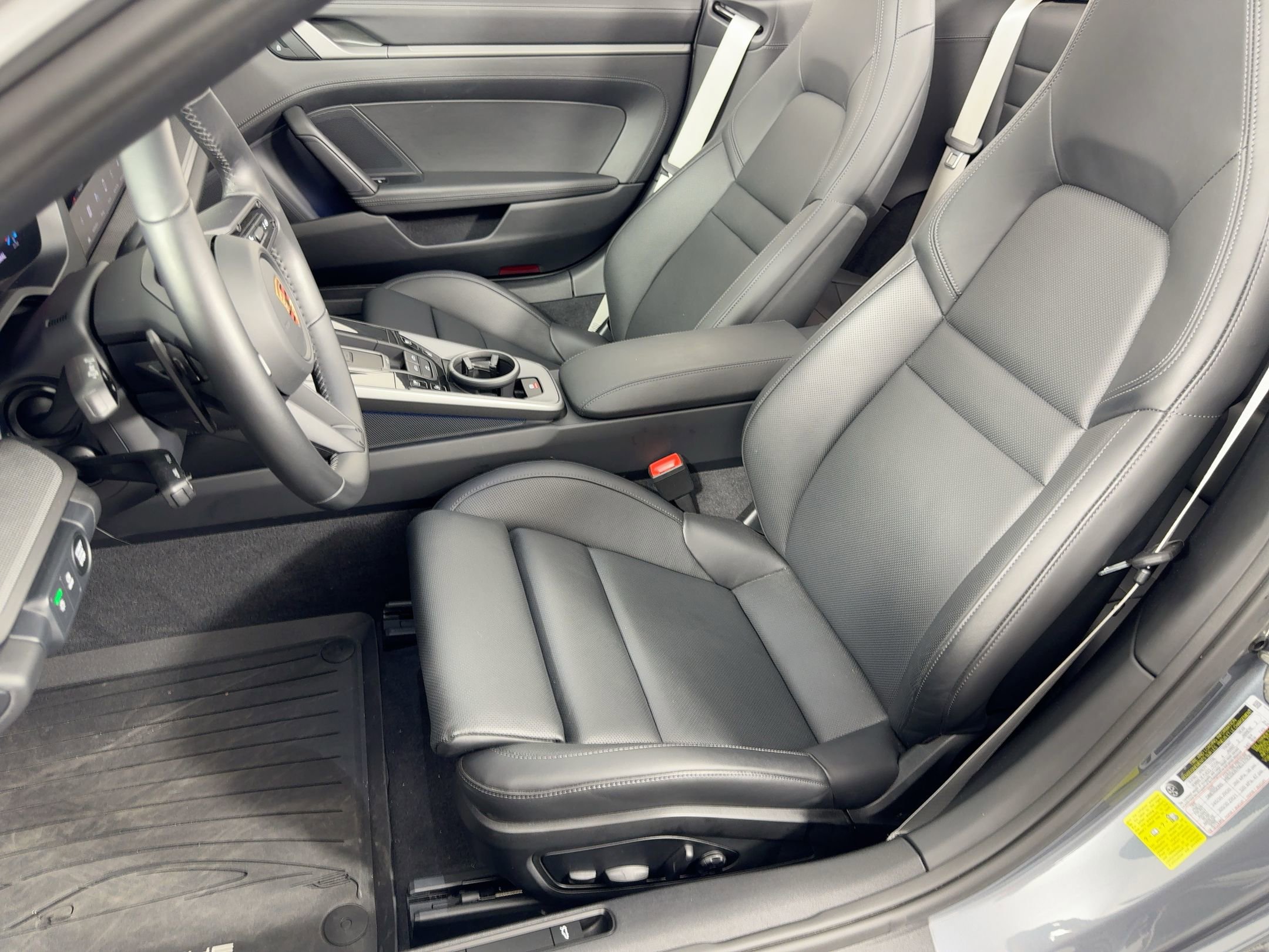 Certified 2025 Porsche 911 Carrera image 5