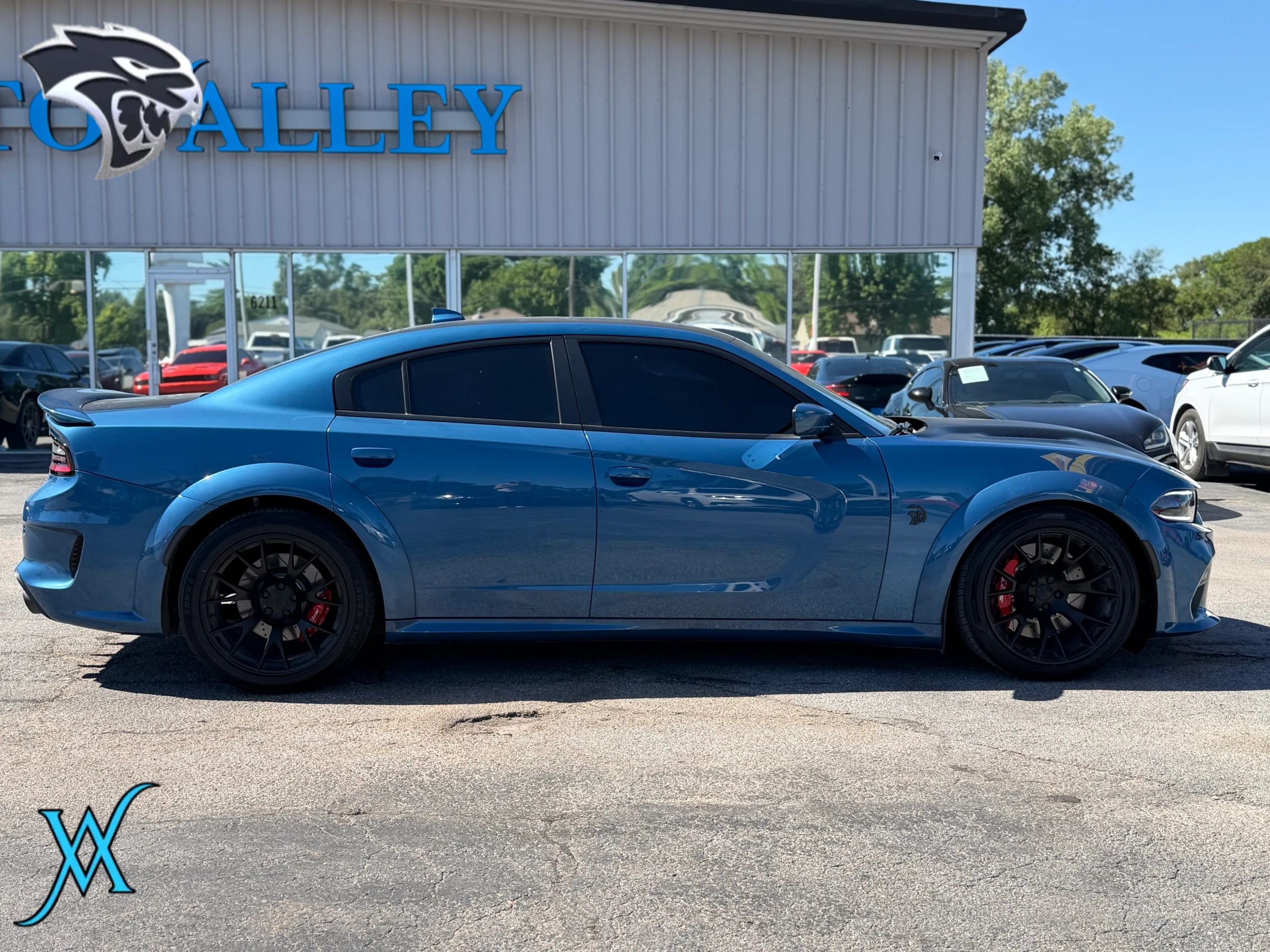 Used 2022 Dodge Charger SRT Hellcat w/ Harman/Kardon Audio Group RWD image 8