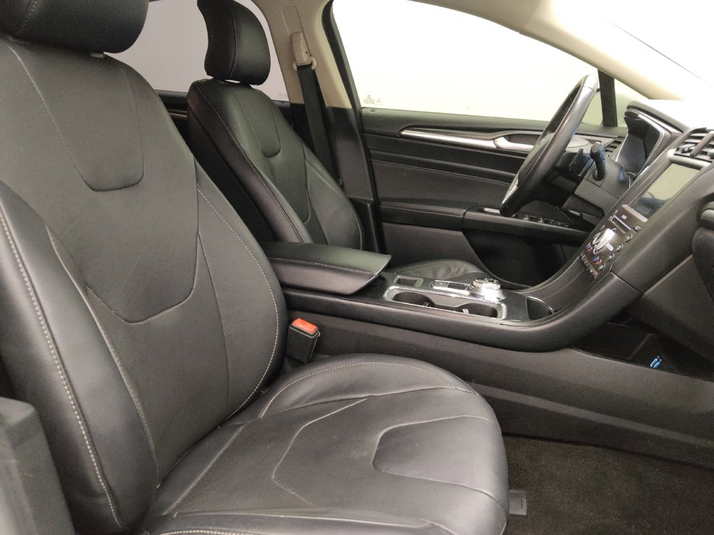 Used 2019 Ford Fusion Titanium AWD/4WD image 21