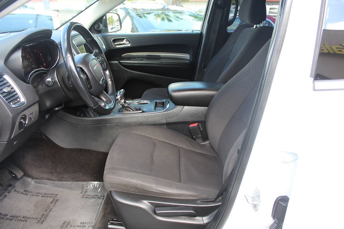 Used 2018 Dodge Durango SXT w/ 3rd Row Seating Group AWD/4WD image 16