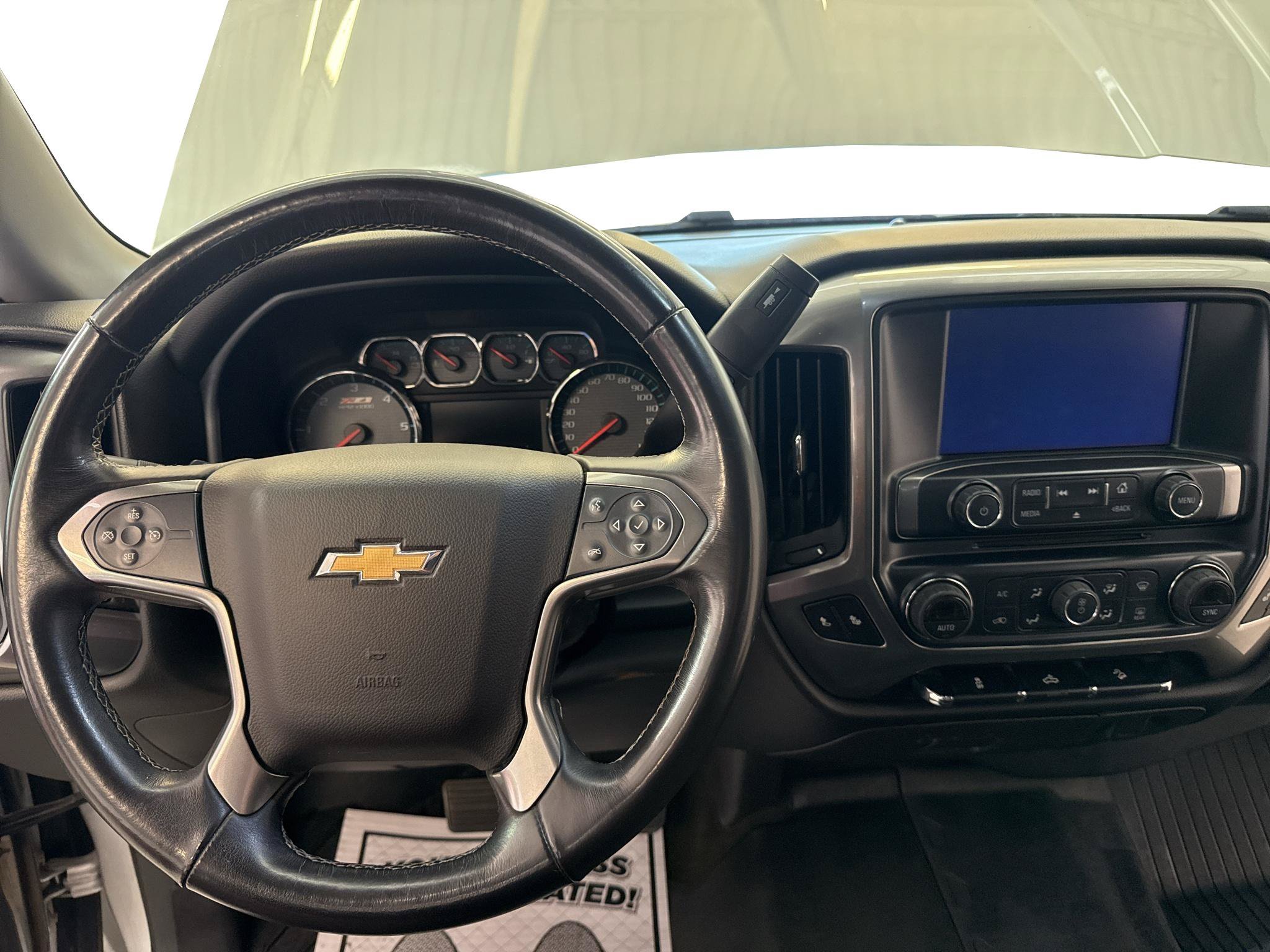 Used 2017 Chevrolet Silverado 1500 LT w/ All Star Edition AWD/4WD image 17