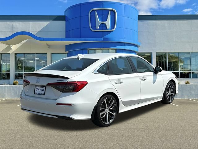 Used 2024 Honda Civic Touring image 4