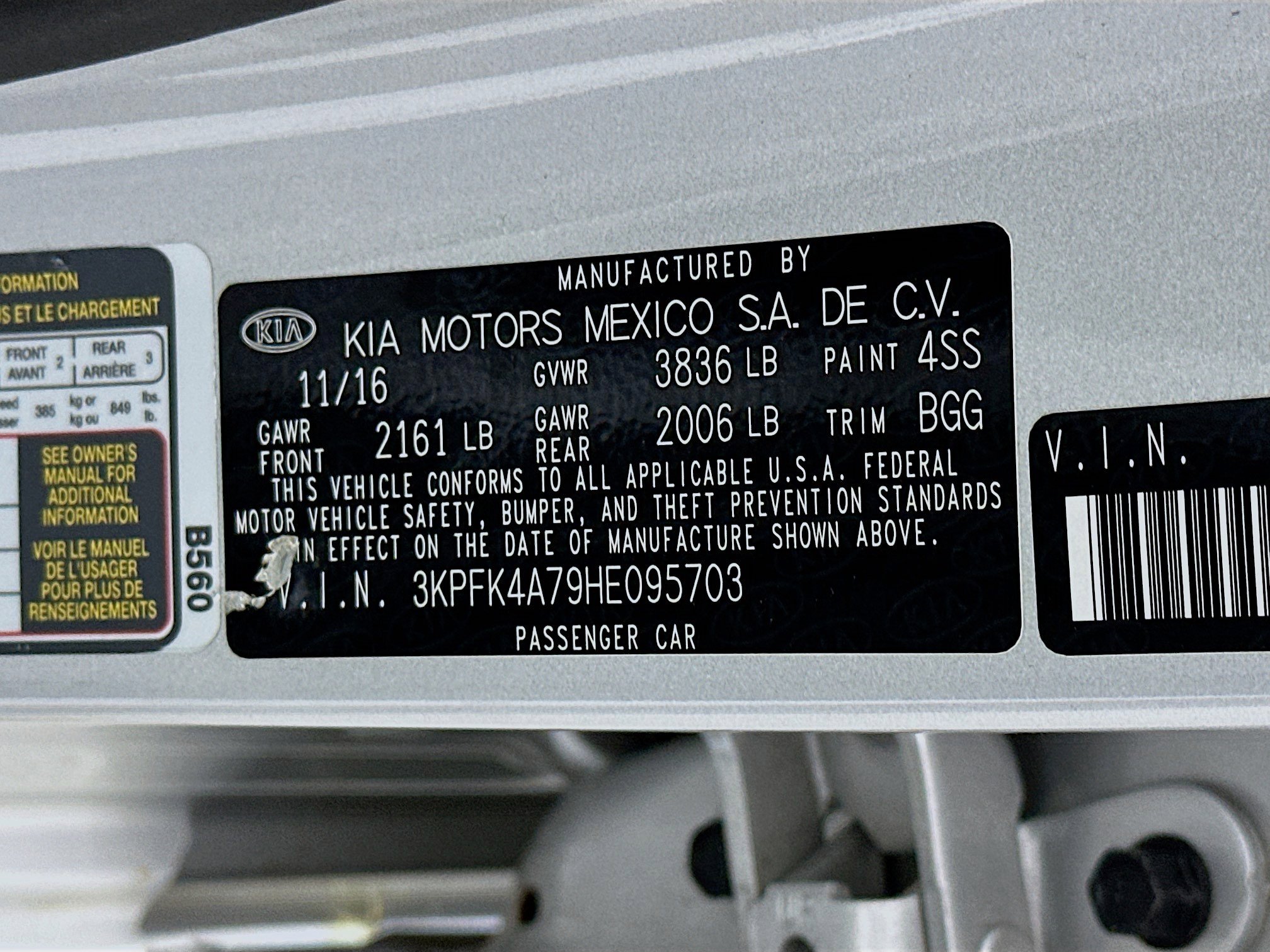 Used 2017 Kia Forte LX FWD image 12