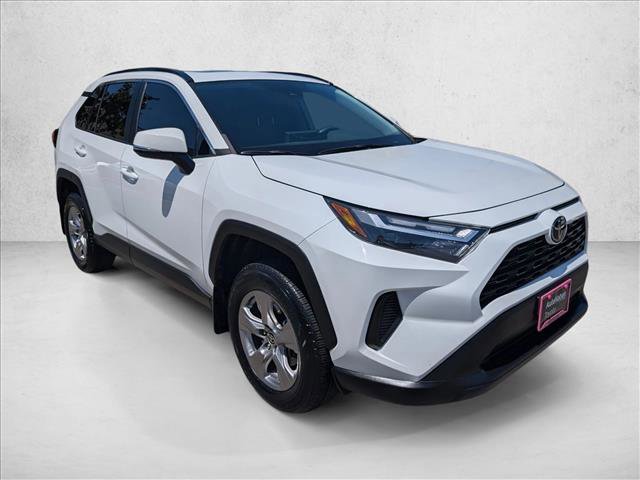 Used 2022 Toyota RAV4 XLE w/ Convenience Package AWD/4WD video 3