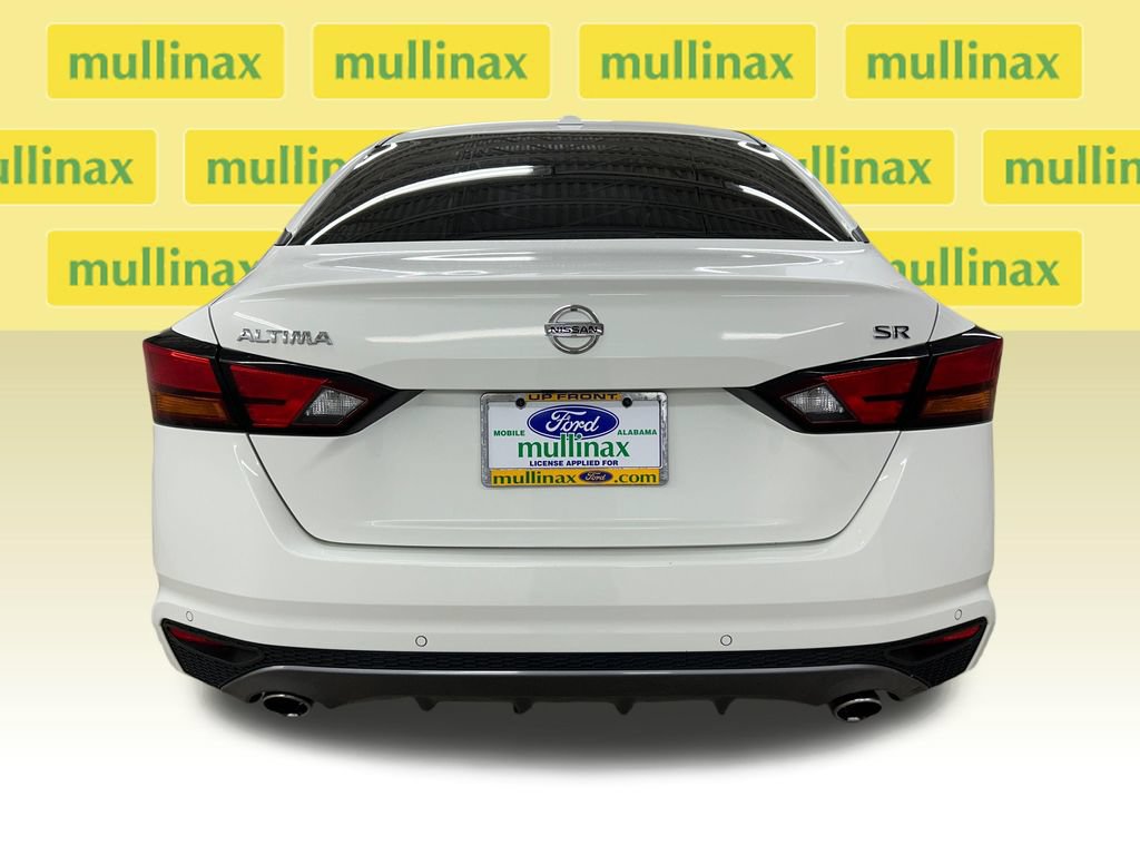 Used 2022 Nissan Altima 2.5 SR FWD image 9