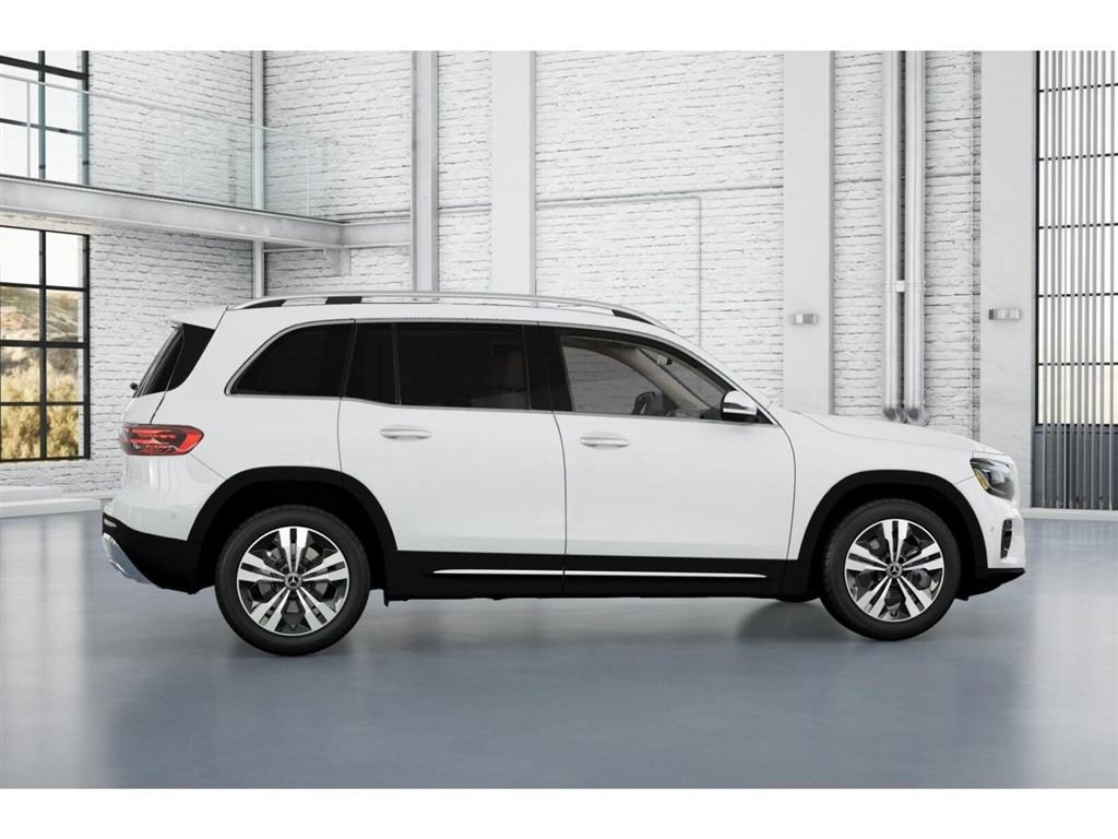 New 2026 Mercedes-Benz GLB 250 4MATIC image 17