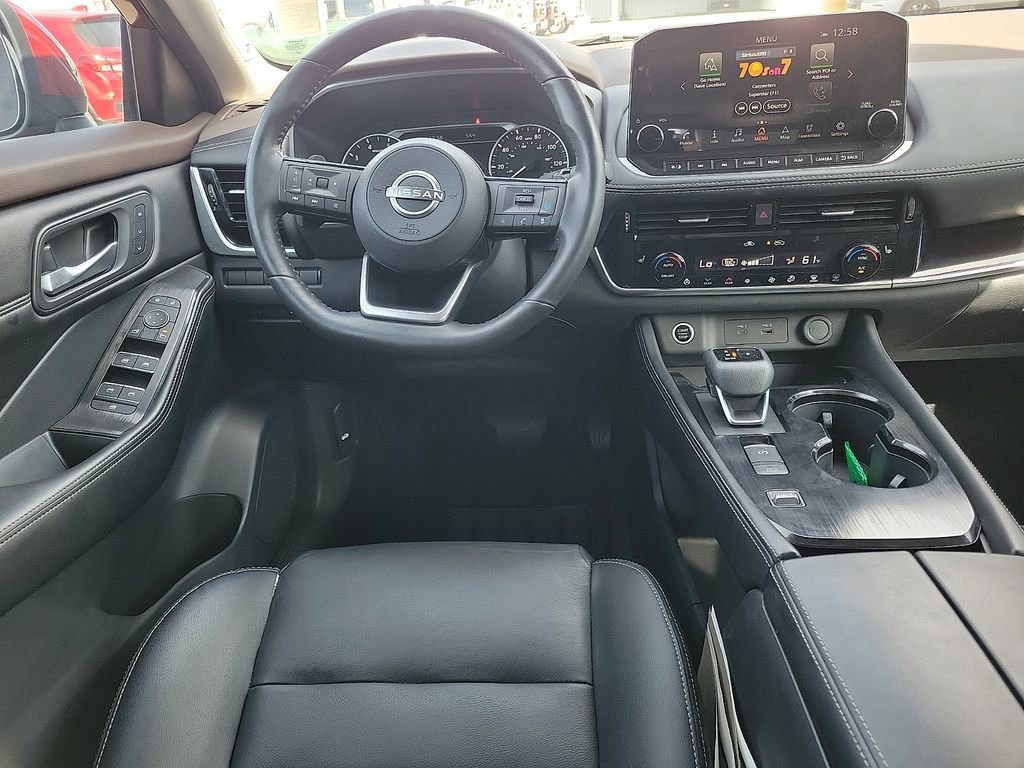 Used 2023 Nissan Rogue SL w/ SL Premium Package image 8