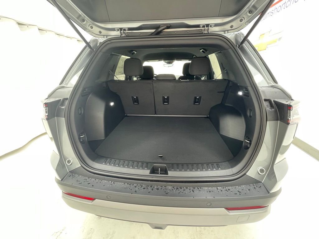 New 2026 Chevrolet Equinox LT AWD/4WD image 6