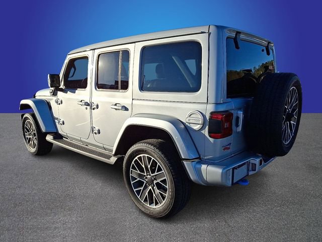 Used 2023 Jeep Wrangler Unlimited Sahara image 6