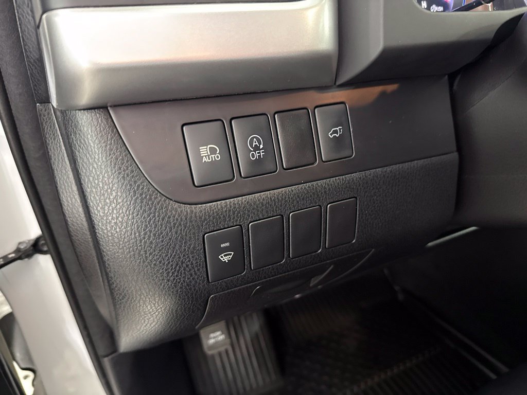 Used 2017 Toyota Highlander XLE AWD/4WD image 20