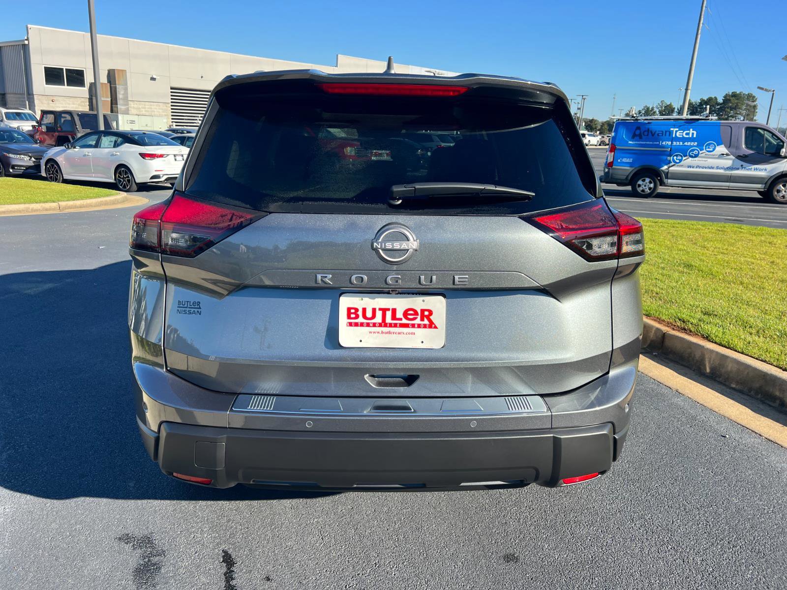 New 2026 Nissan Rogue SV w/ SV Premium Package image 4