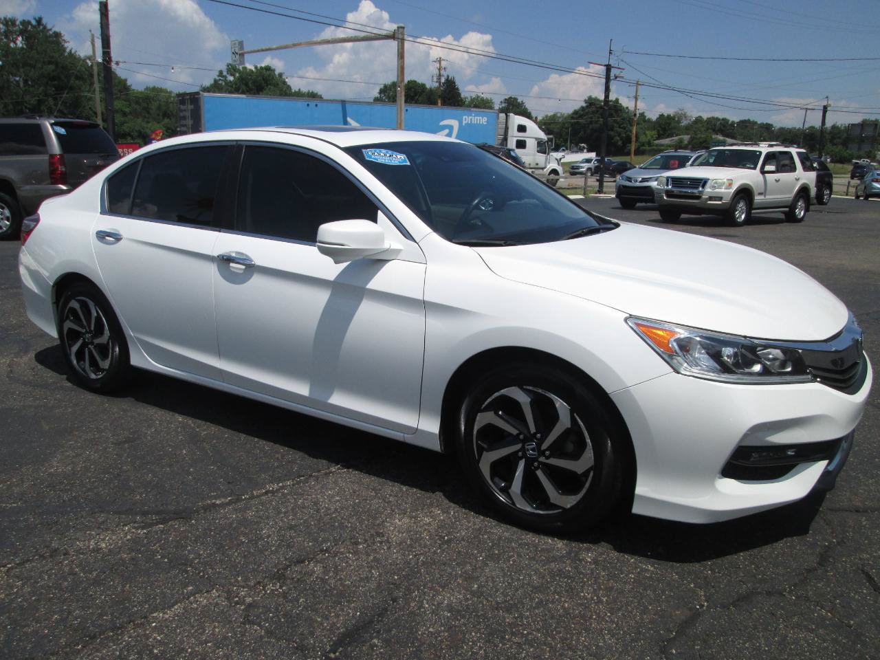 Used 2017 Honda Accord EX-L image 1