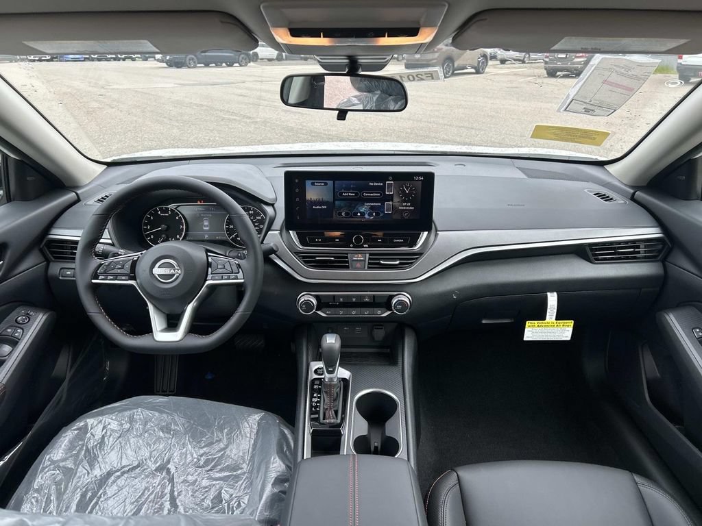 New 2026 Nissan Altima 2.5 SR FWD image 6