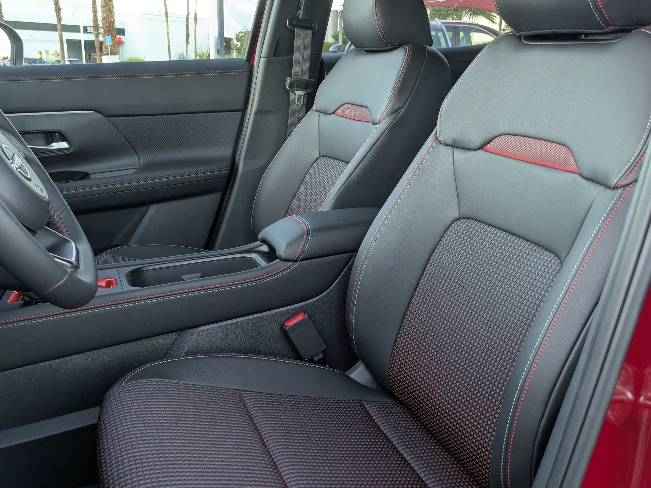 New 2026 Nissan Kicks SR image 12