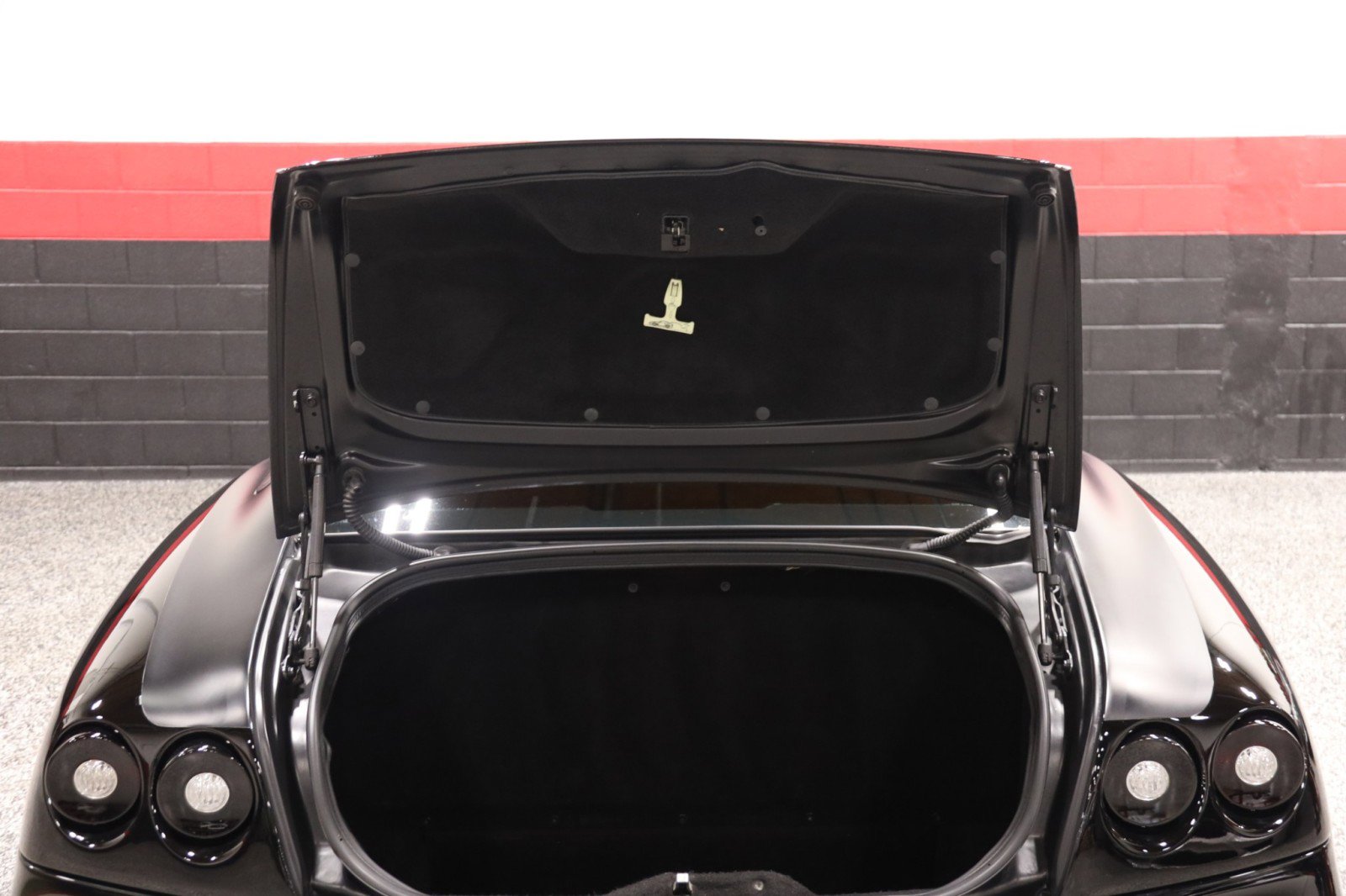Used 2005 Ferrari 612 Scaglietti RWD image 42