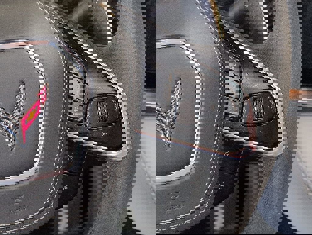 Used 2025 Chevrolet Corvette Stingray Preferred Cpe w/ 2LT image 22