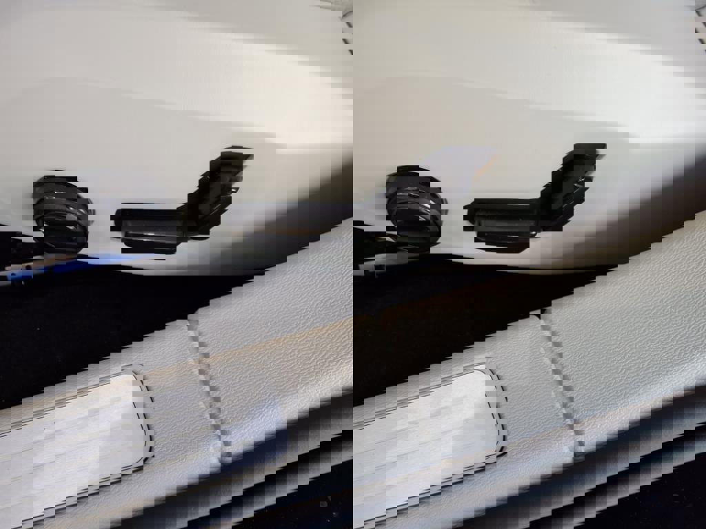 New 2025 Volvo V60 B5 Cross Country Plus w/ Protection Package Premier image 14