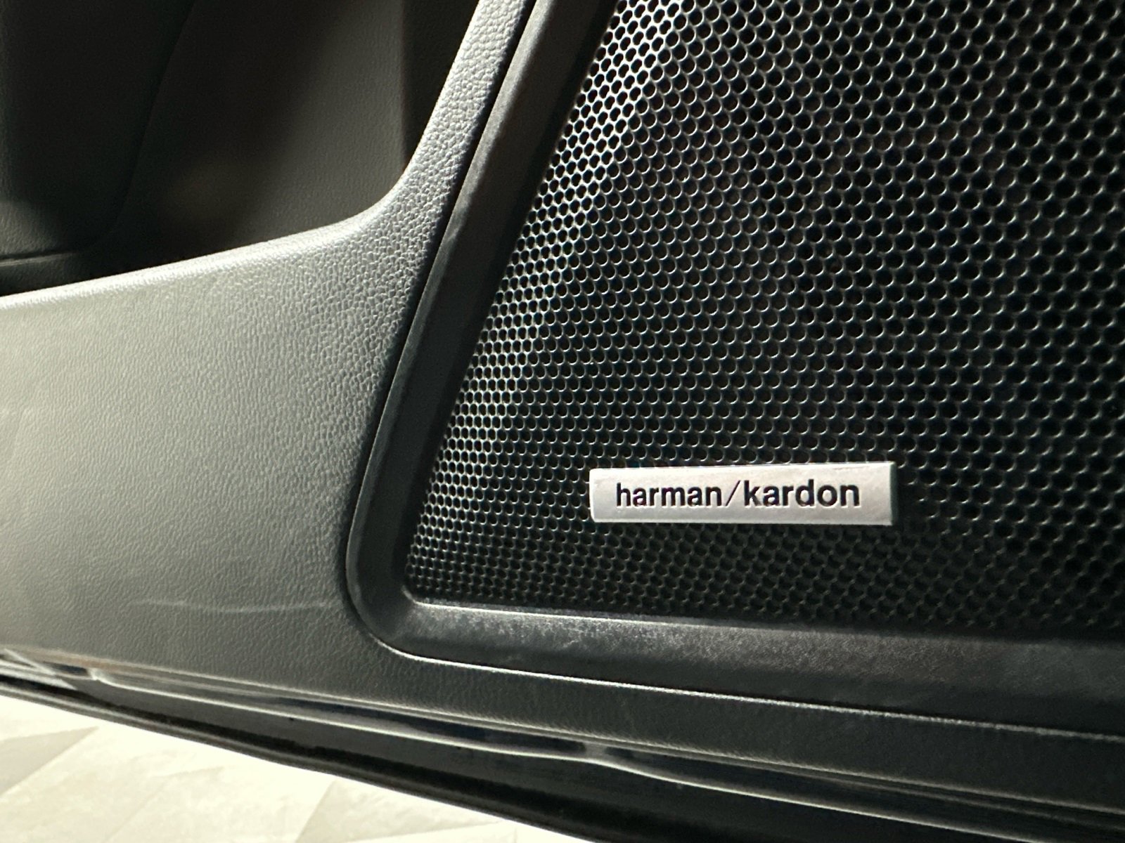 Used 2024 Subaru Outback Limited image 36