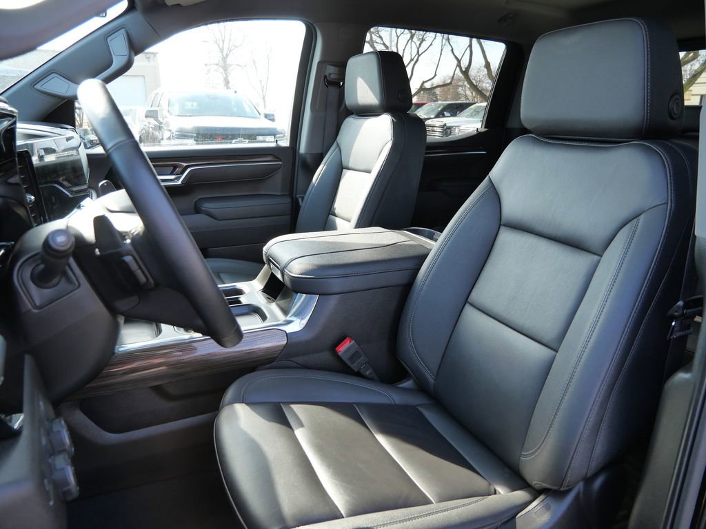 Used 2025 Chevrolet Silverado 1500 RST w/ Convenience Package II image 30