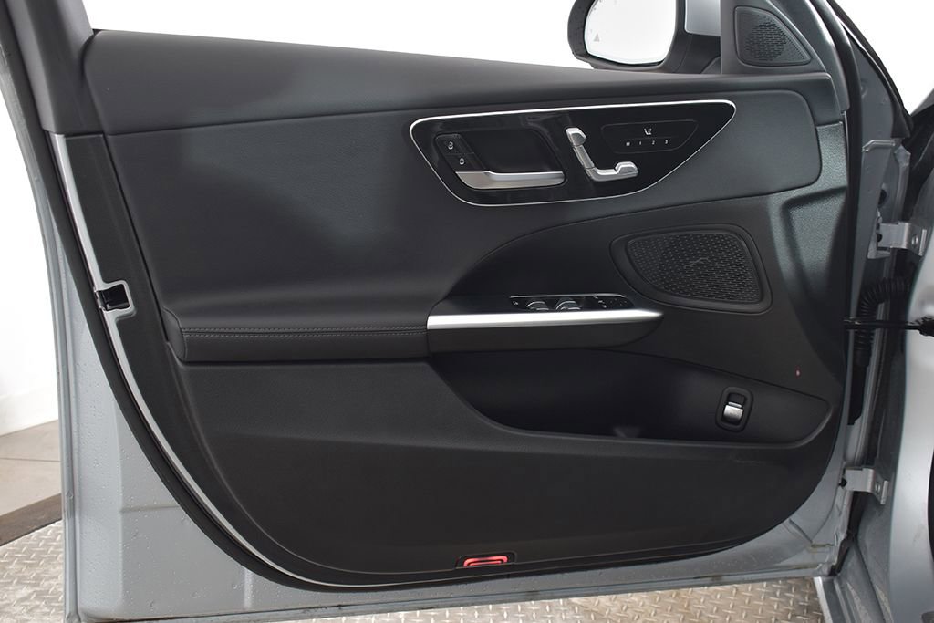 Certified 2026 Mercedes-Benz C 300 4MATIC Sedan image 11