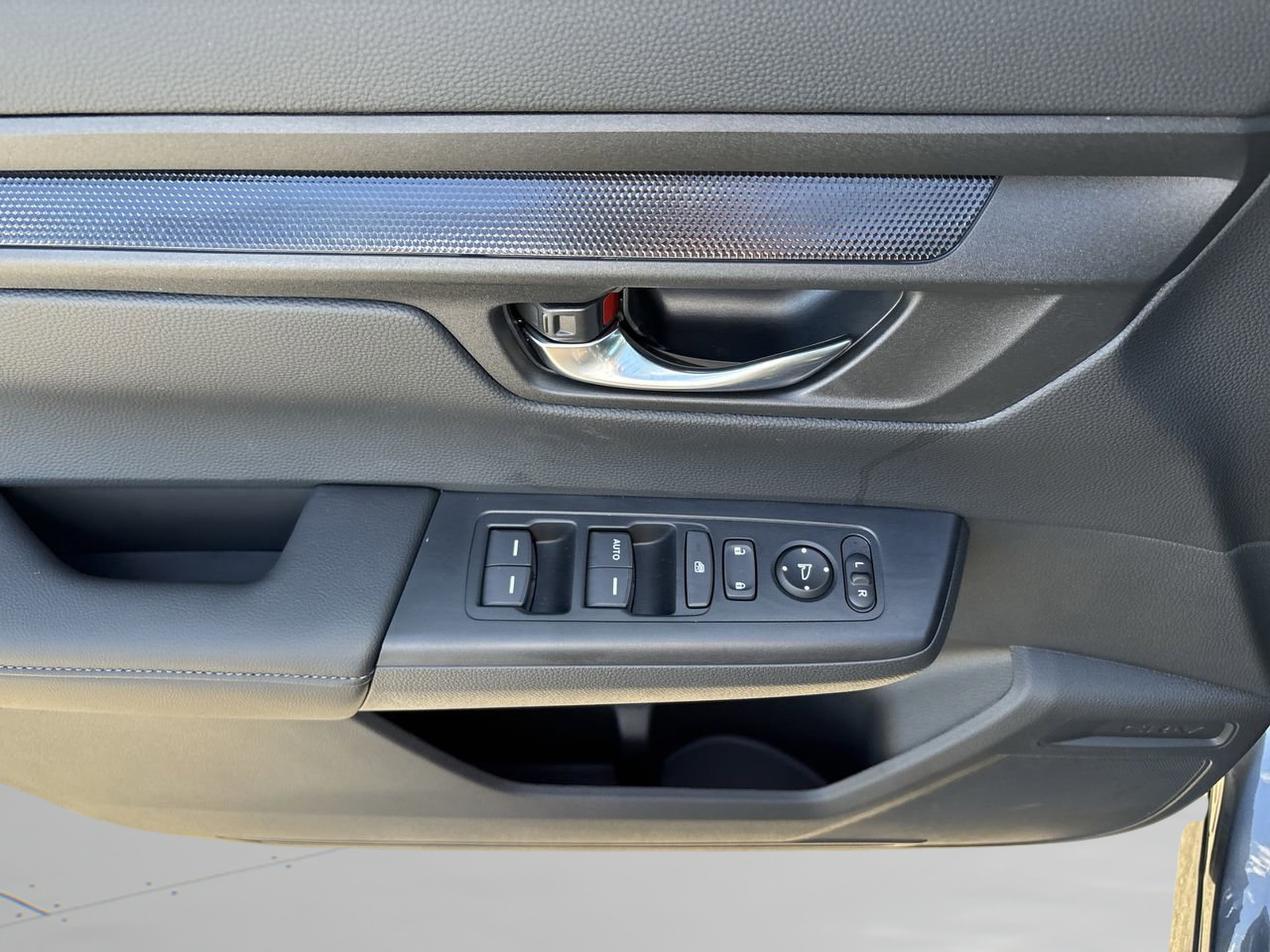 New 2026 Honda CR-V LX image 18