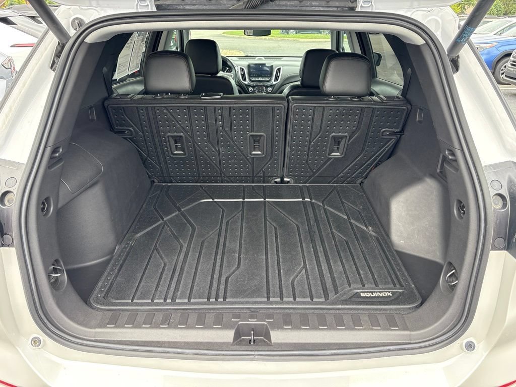 Used 2024 Chevrolet Equinox Premier AWD/4WD image 24