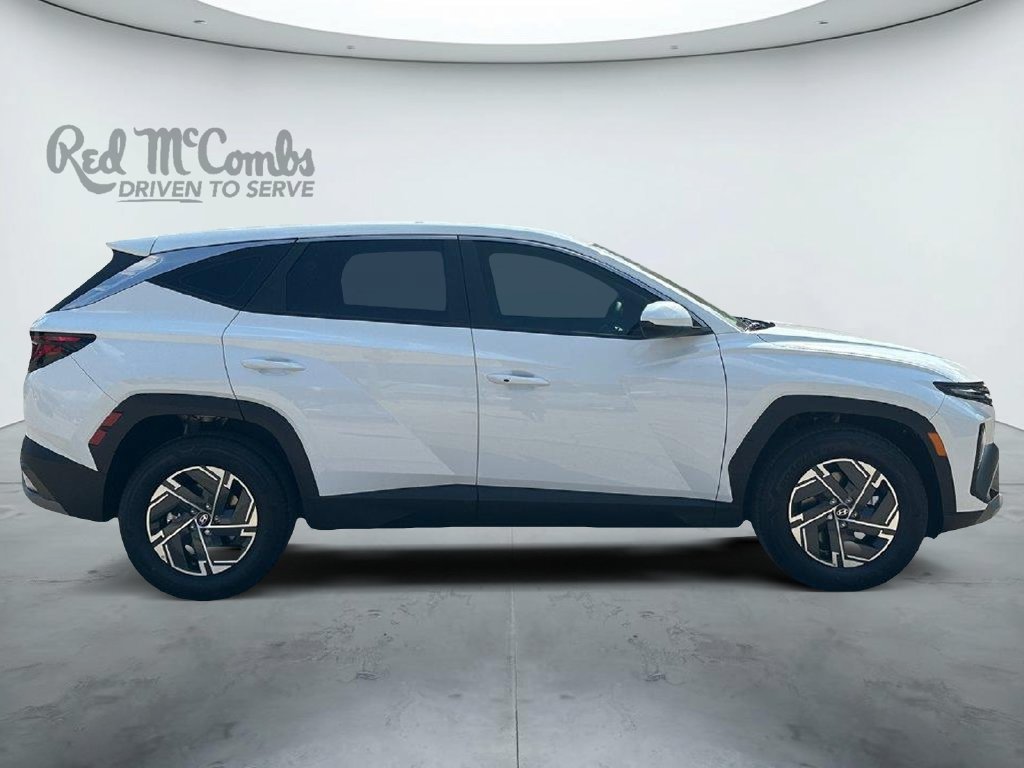 New 2026 Hyundai Tucson Blue SE FWD image 4
